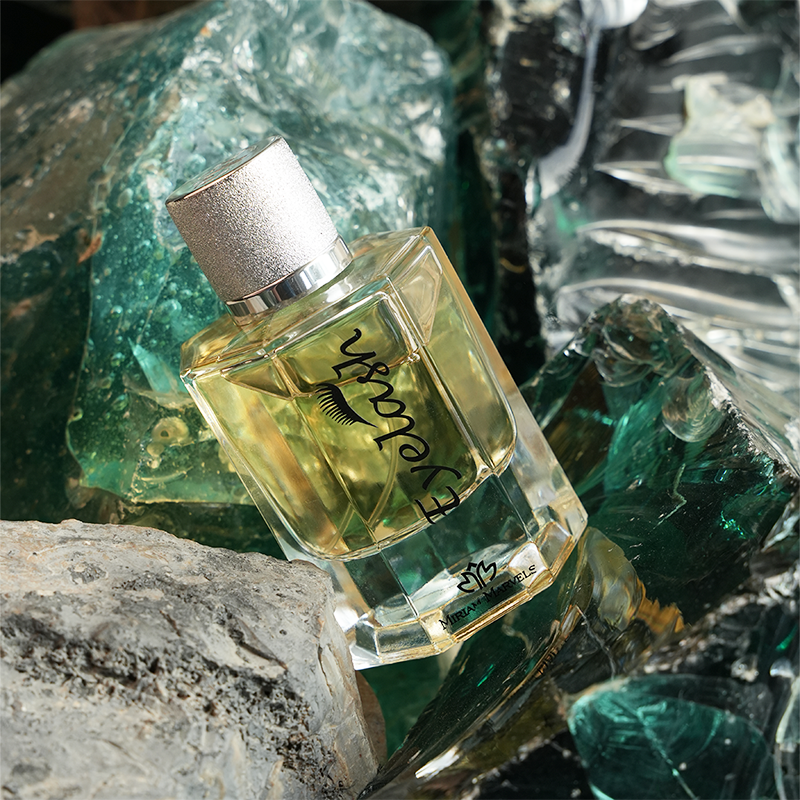 EYELASH PERFUME